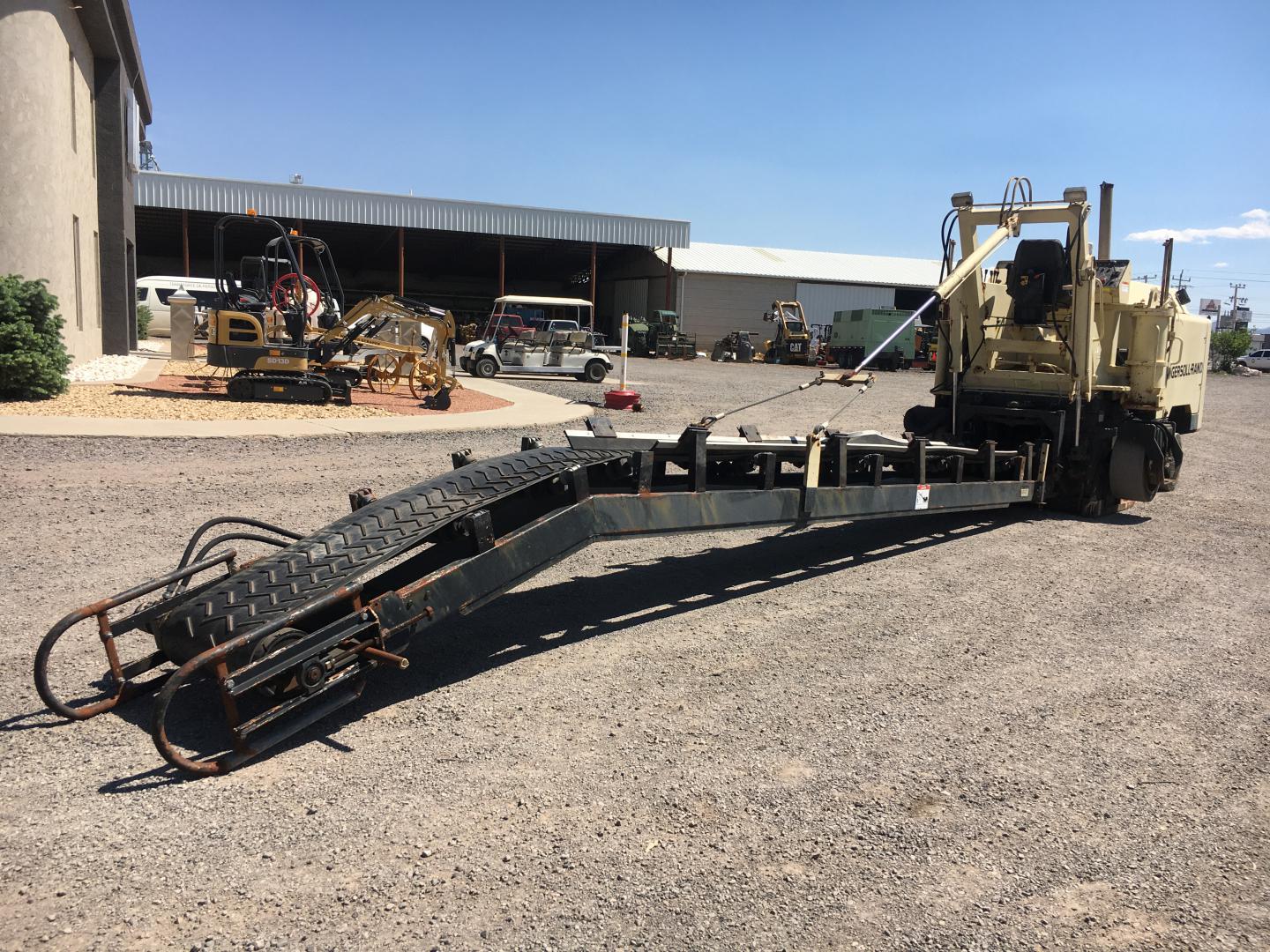 ./imagenes/INVOICE/2019/16678/RECUPERADORA DE ASFALTO INGERSOLL RAND PC1000R (37).JPG